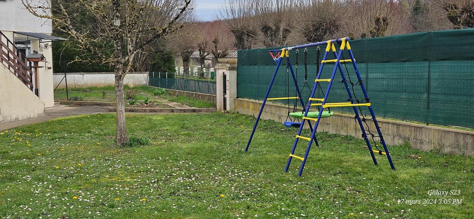 Pavillon Avec Jardin Clos Au Bord De L'Yonne Coulanges-sur-Yonne Kültér fotó